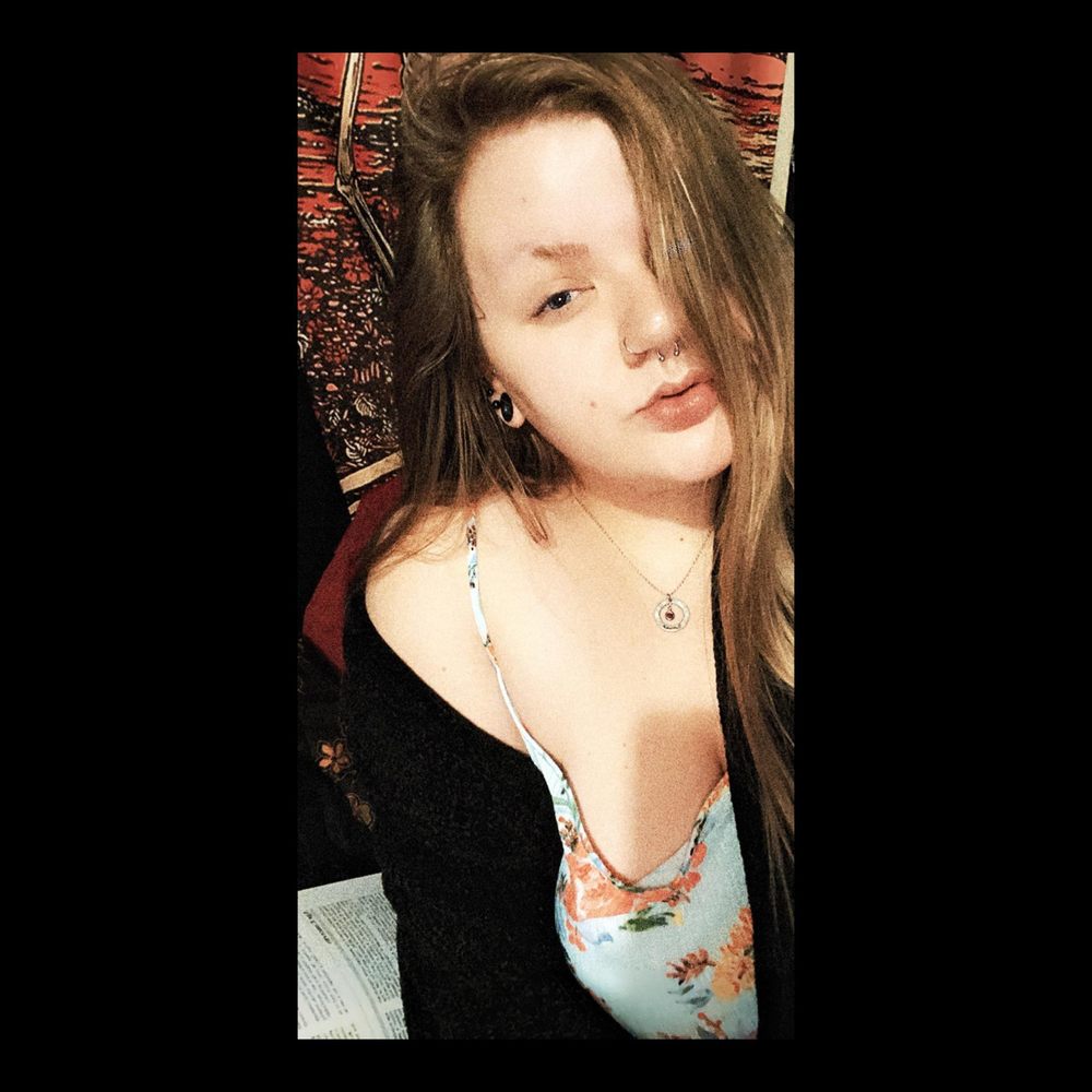 Meet your Posher, Kendra